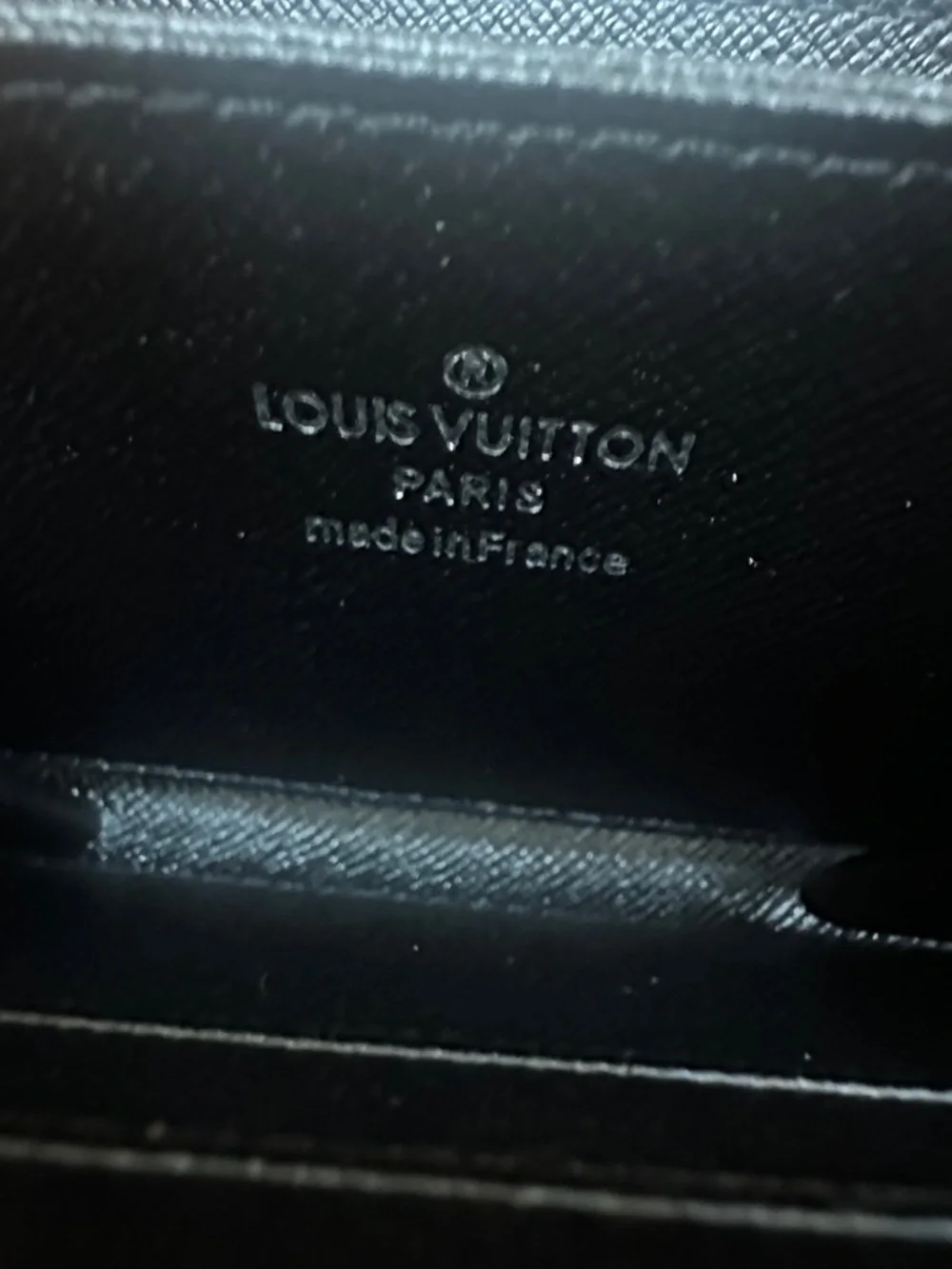 Louis Vuitton Damier Graphite Zip Wallet - Picture 3 of 8